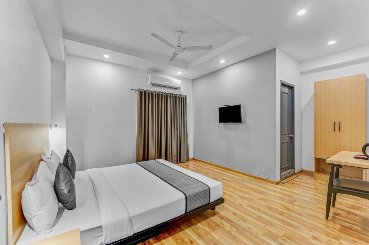 Upar Hotels Nungambakkam Nearby Us Consulate Apollo Hospital Sankara Nethralaya Madras Buitenkant foto