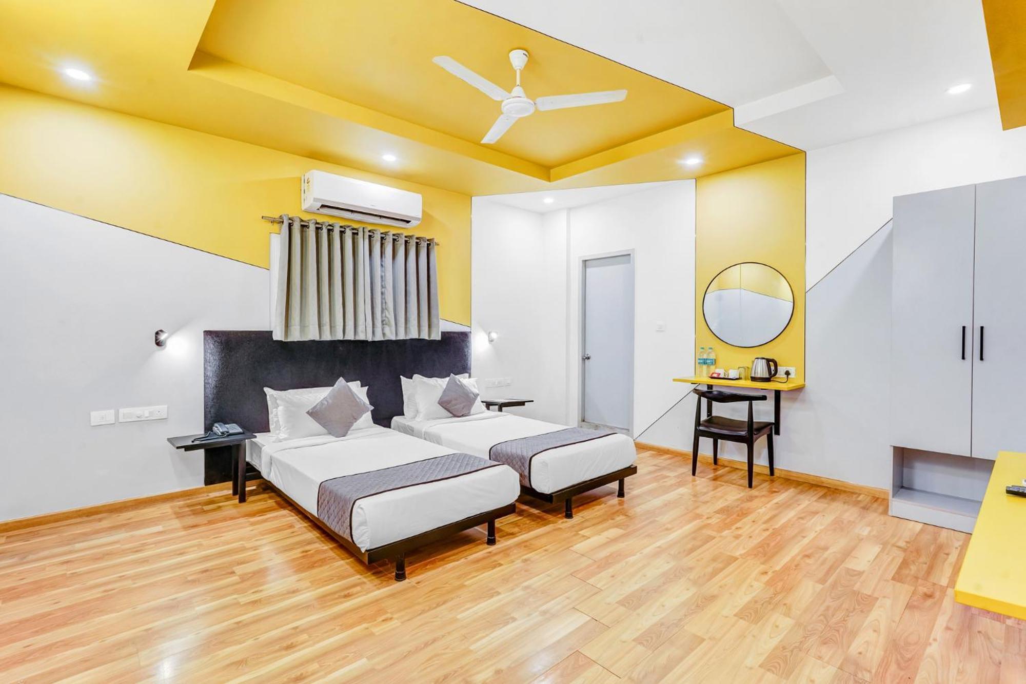 Upar Hotels Nungambakkam Nearby Us Consulate Apollo Hospital Sankara Nethralaya Madras Buitenkant foto