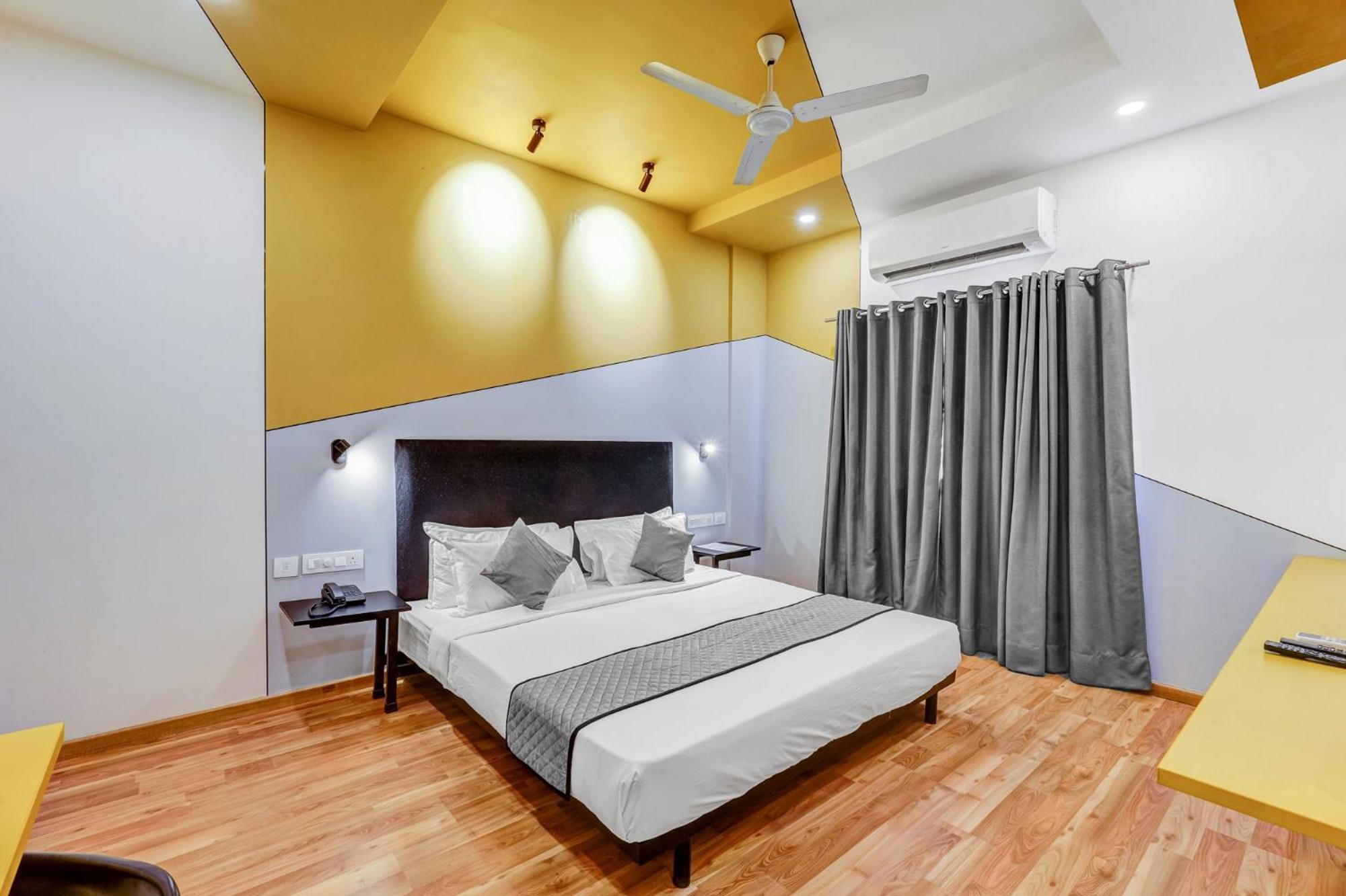 Upar Hotels Nungambakkam Nearby Us Consulate Apollo Hospital Sankara Nethralaya Madras Buitenkant foto