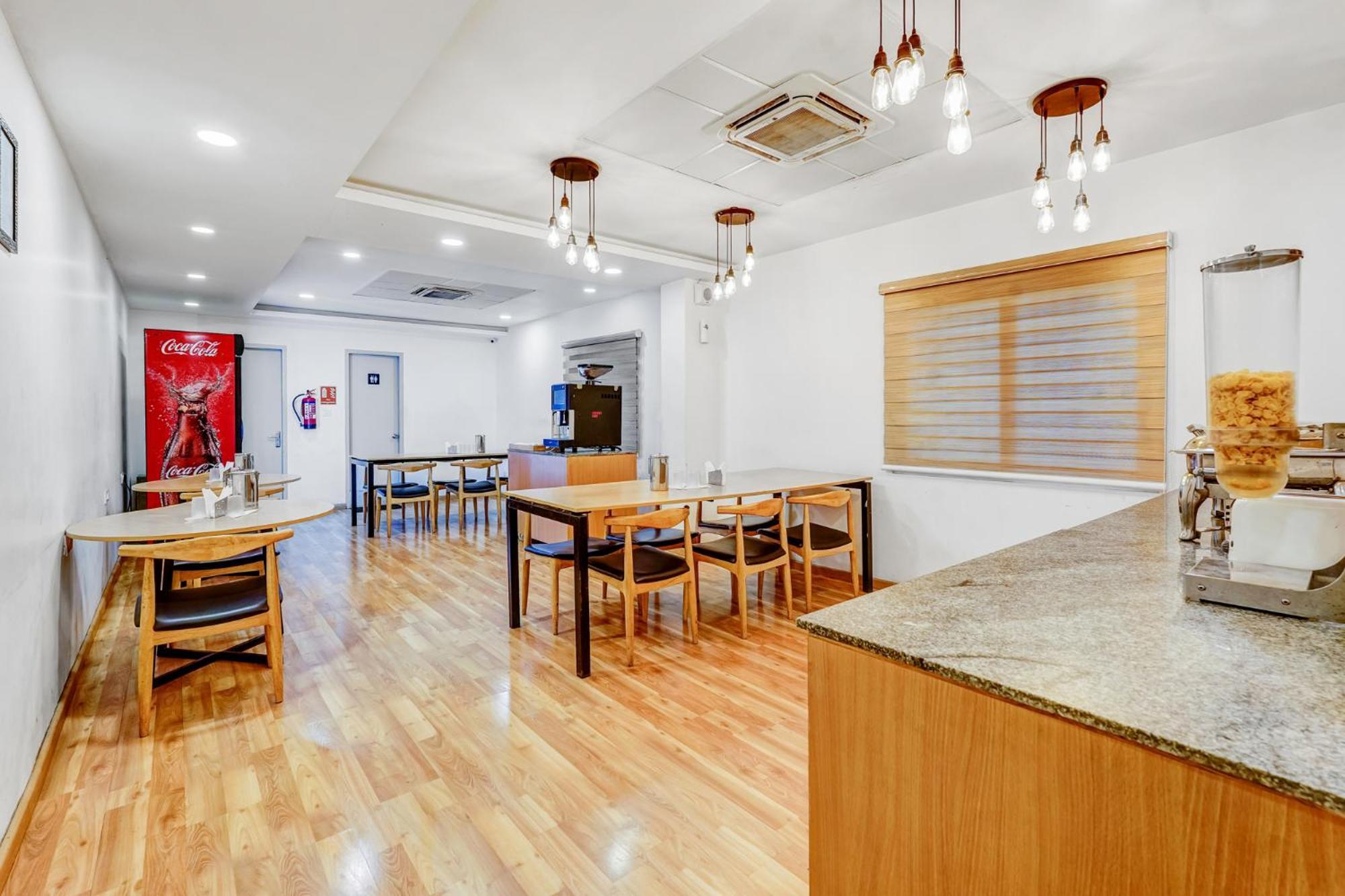 Upar Hotels Nungambakkam Nearby Us Consulate Apollo Hospital Sankara Nethralaya Madras Buitenkant foto
